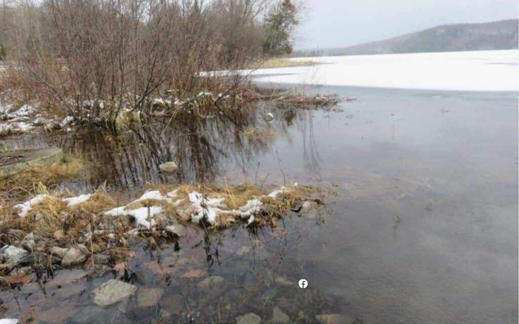 La variation du niveau de l’eau d’un lac : problème ou pas? (1/3)